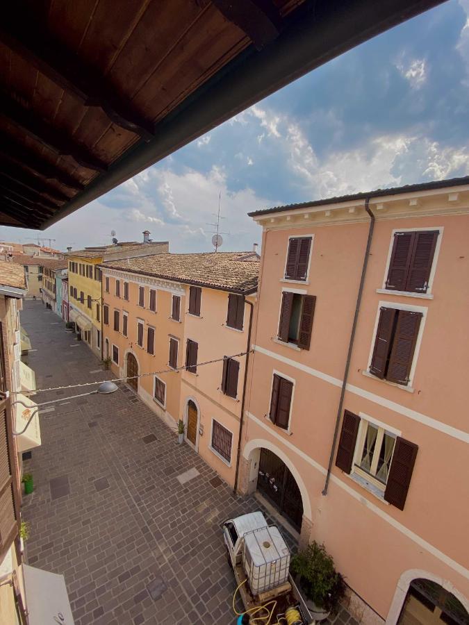 Antico Borgo Apartment Десенцано дел Гарда Екстериор снимка