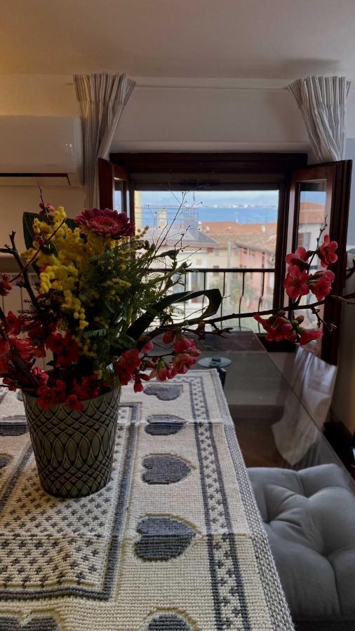 Antico Borgo Apartment Десенцано дел Гарда Екстериор снимка