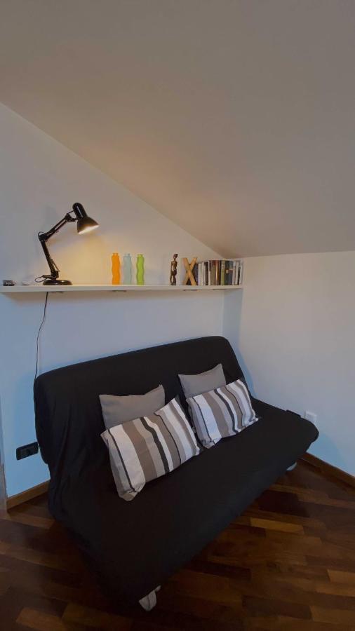 Antico Borgo Apartment Десенцано дел Гарда Екстериор снимка